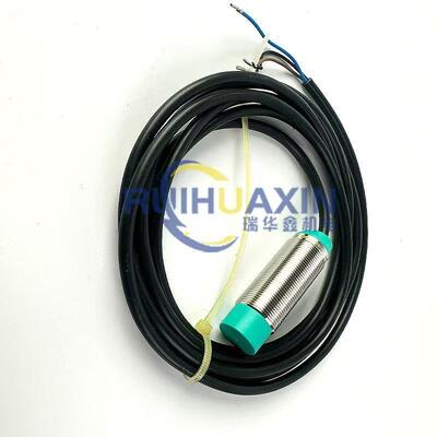 B241200000884 Sensor 	Piezas para Reach Stacker Sany